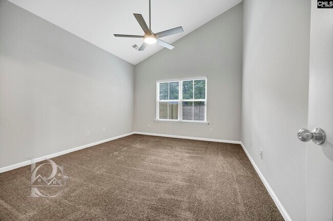 Building Photo - 157 Springhaven Dr