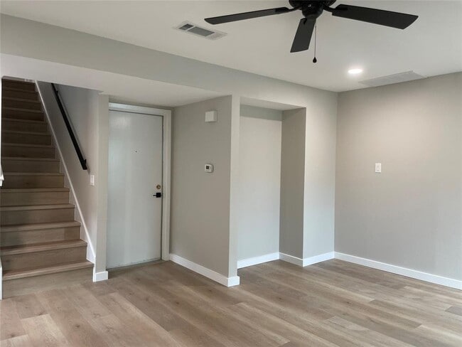 Building Photo - 8811 Cainwood Ln