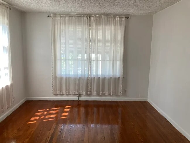 Building Photo - 7737 15th Ave NW