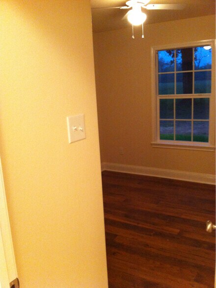 Building Photo - 10181 TX-7