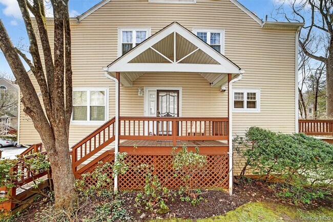 Building Photo - 75 W Hartsdale Ave