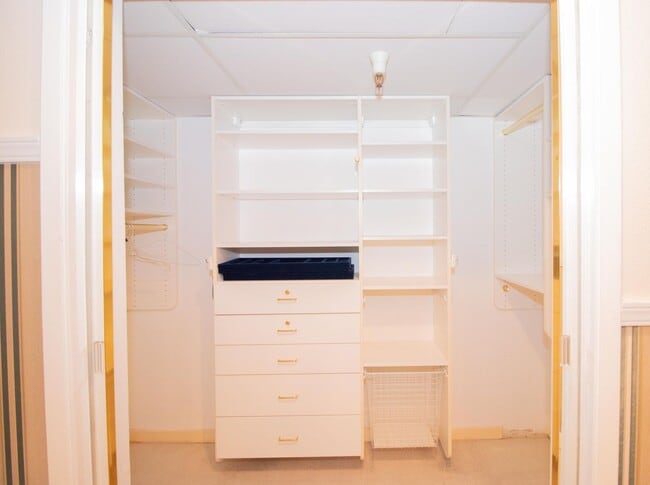 Building Photo - 101 Lombard St