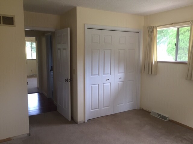 Large back bedroom. - 12601 Blue Ridge Ext