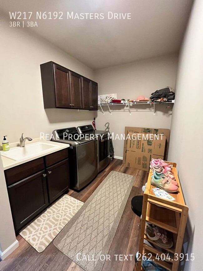 Building Photo - W217 N6192 Masters Drive-