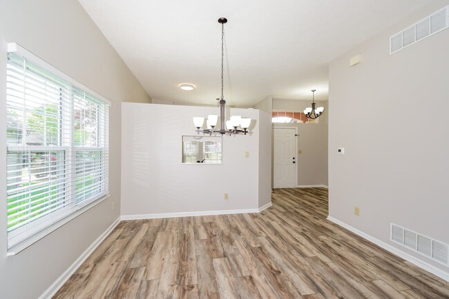 Building Photo - 1820 Beckenbauer Ln