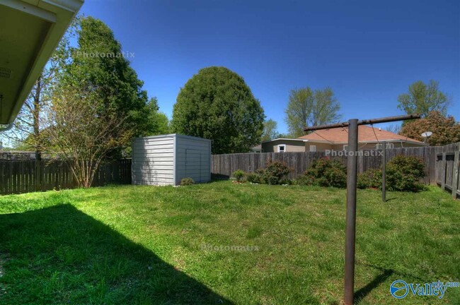 Building Photo - 210 Knox Creek Trail NW