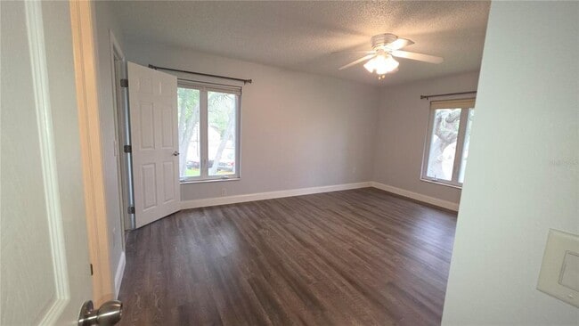 Building Photo - 12119 Sunny Glen Ln