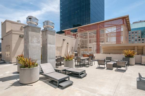 Building Photo - 199 New Montgomery St