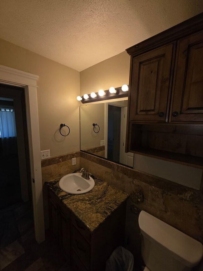 Building Photo - 355 Kurtwood Dr