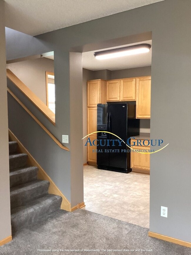 Building Photo - 3BR, 3BA End-Unit Townhome in Ramsey