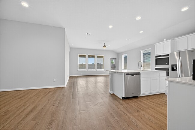 Building Photo - 28611 Hannahs Harbor Ln