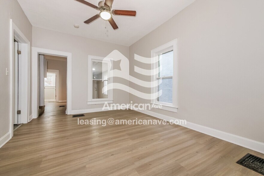 Building Photo - 115 N Topping Ave