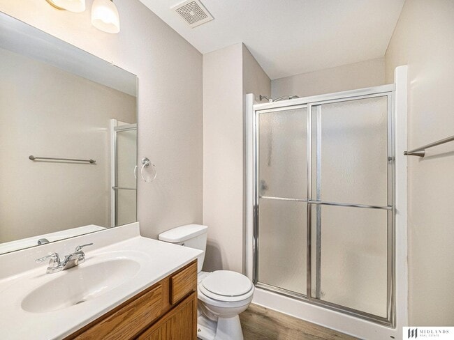 Building Photo - 16125 Greenleaf St