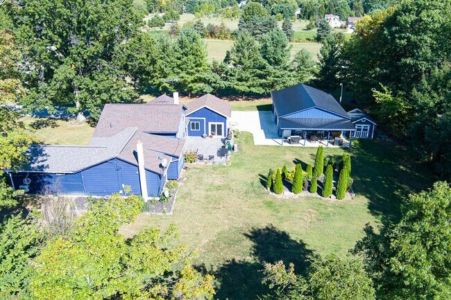 Building Photo - 11850 Beacom Rd