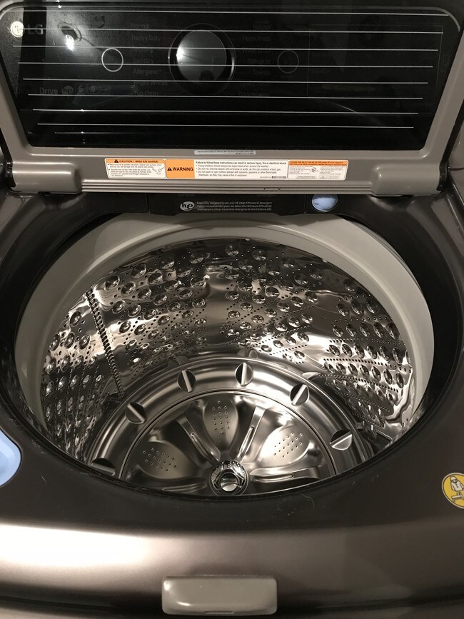 Building Photo - 1305 Periwinkle Pl