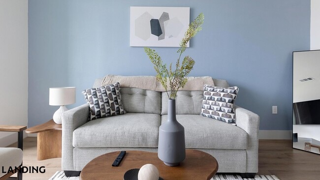 Building Photo - 1010 Springdale Rd