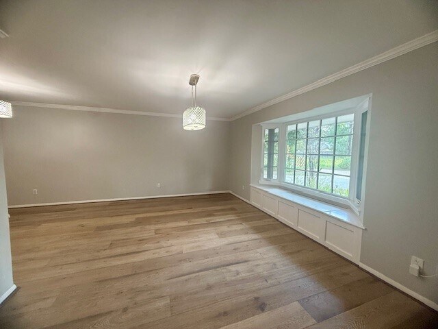 Building Photo - 5019 Oak Forest Dr