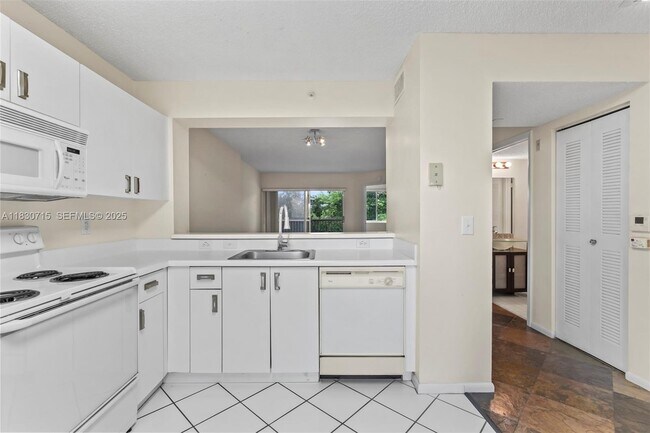 Building Photo - 9511 Weldon Cir