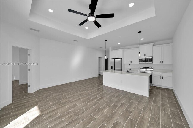 Building Photo - 328 Gordon Ave S