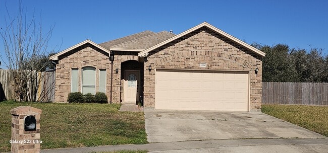 Building Photo - 6214 Manresa Dr