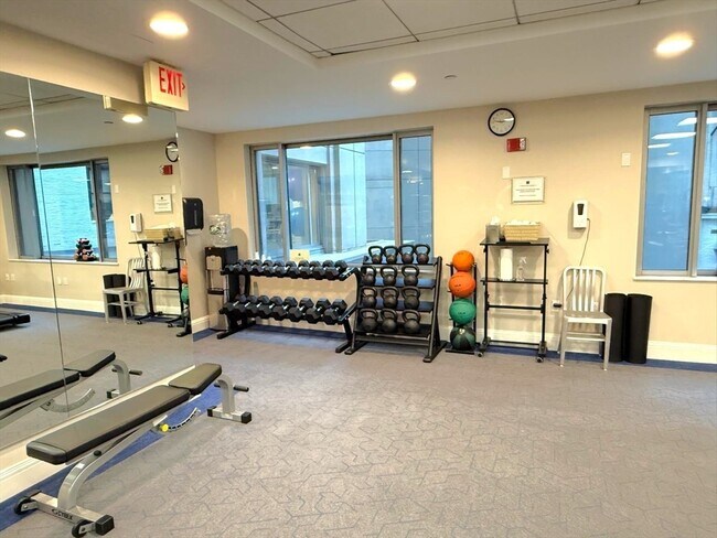 Building Photo - 1 Huntington Ave