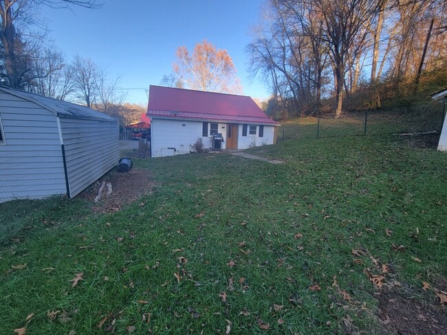 Building Photo - 5234 Old Clyde Rd