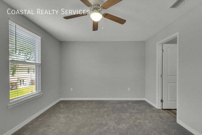 Building Photo - 2259 Whitman Ln