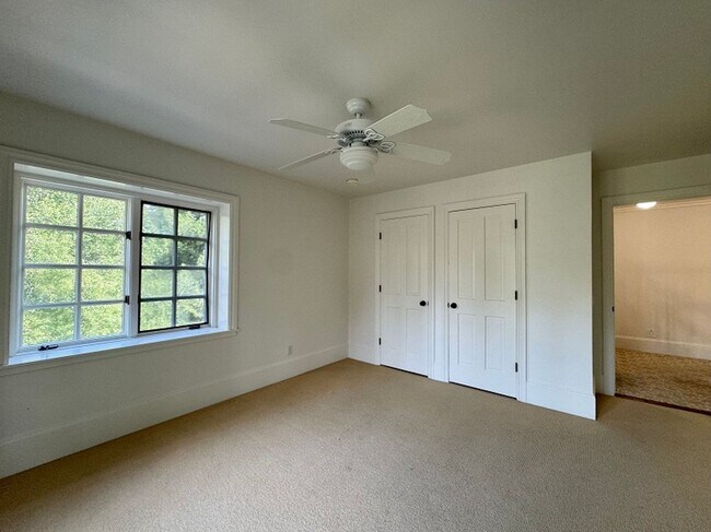 Building Photo - Stunning St. Helena Victorian Farmhouse on...