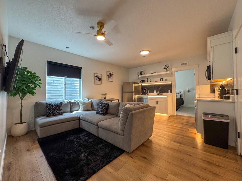 Building Photo - 5385 N Sulley Way