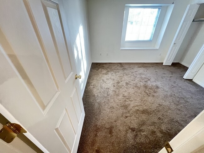 Building Photo - 1023 W 1360 S