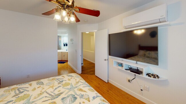 Building Photo - 92-1493 Aliinui Dr