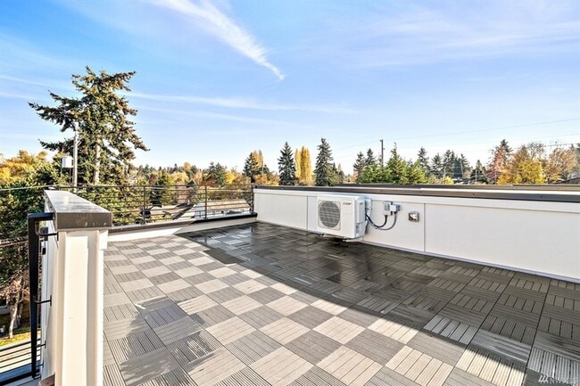 Building Photo - 3bd/2.25ba Seattle Townhome