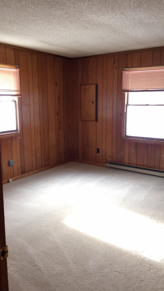 Building Photo - 109 Fairview Dr
