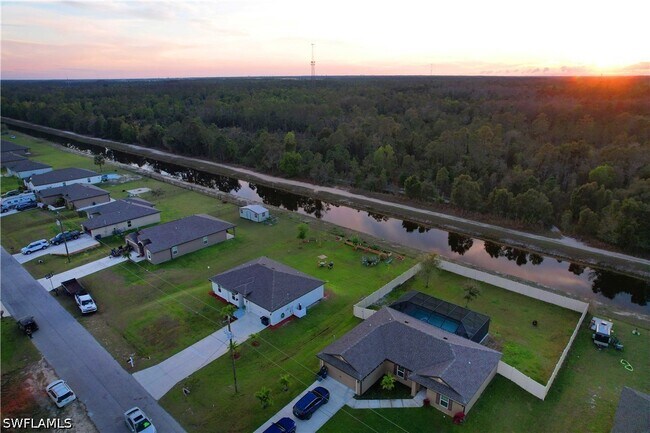 Building Photo - 836 Youngreen Dr