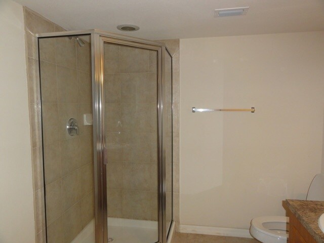 Building Photo - 155 N Pearl Lake Causeway