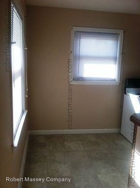 Building Photo - 8711 Bayberry Pl