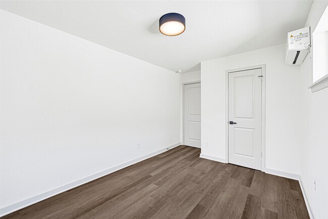 Building Photo - 8701 Bertwood St