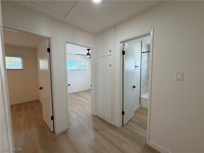 Building Photo - 1317 Pyramid Dr