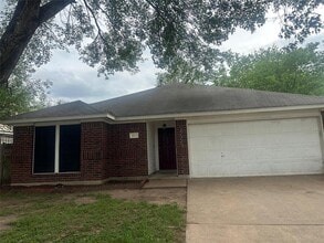 Building Photo - 1013 Great Britain Blvd