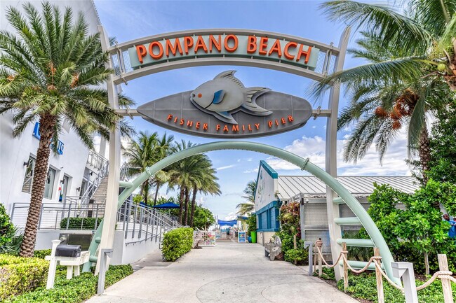 Building Photo - 2708 NE 14th Street Causeway