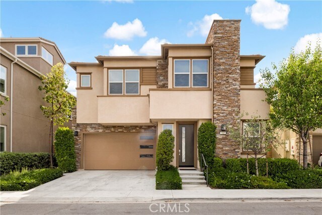 Primary Photo - 545 Serrano Summit Dr