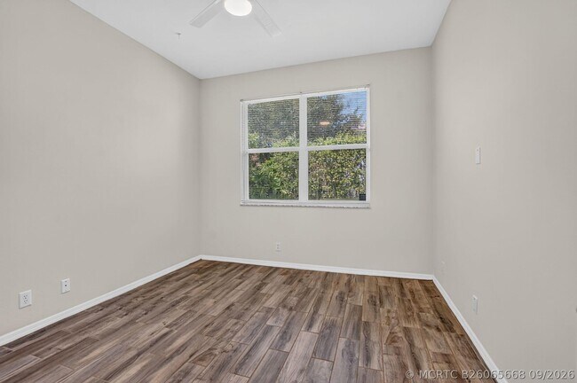 Building Photo - 10031 Lexington Estates Blvd