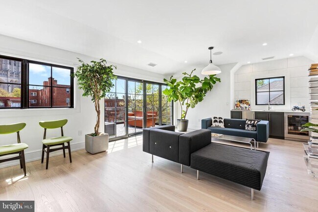 Building Photo - 3119 38th St NW