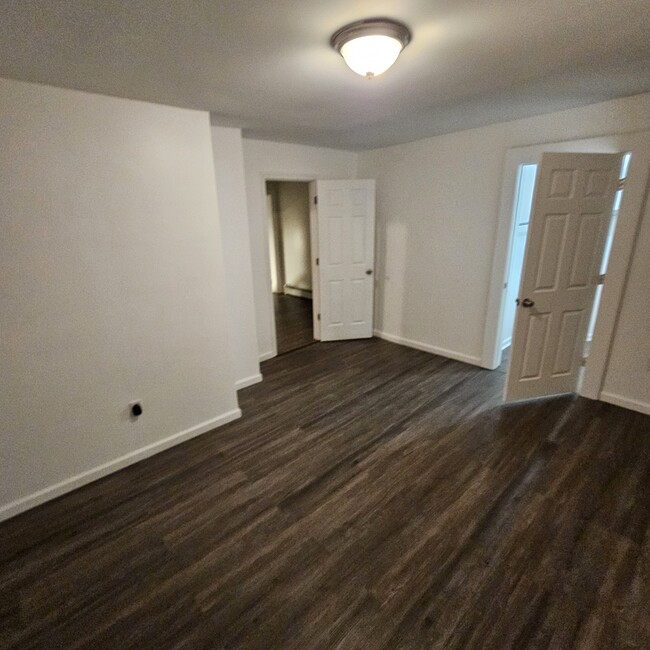 Front Bedroom 2nd Level Entrance - 915 Saint Marys Ave