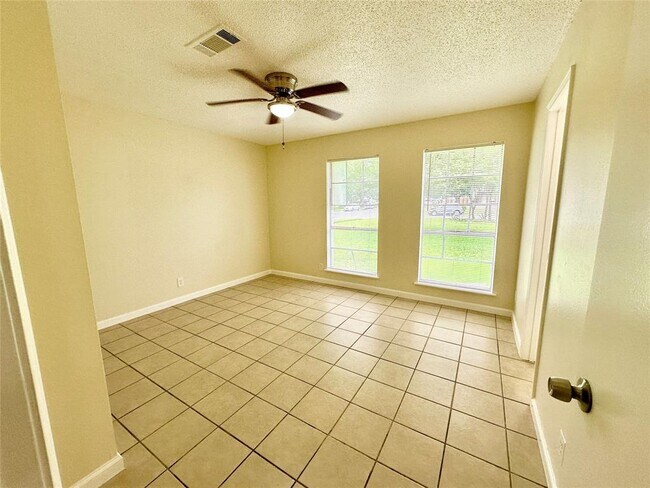 Building Photo - 5206 Regency Cove