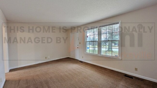 Building Photo - 3412 Melrose Dr