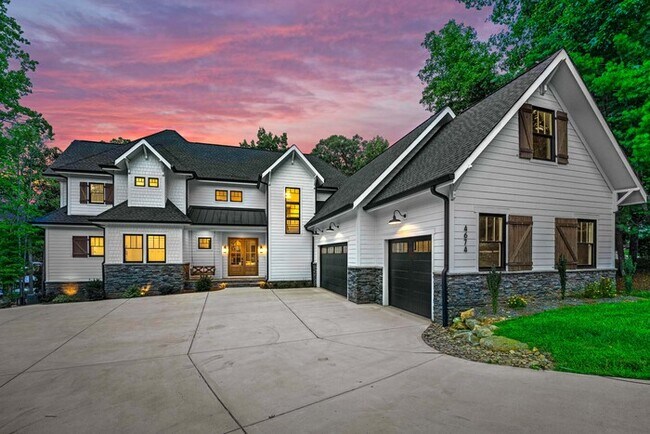 Building Photo - Northshore Landing