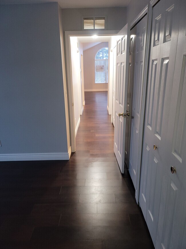 Building Photo - 46101 Allenton Dr