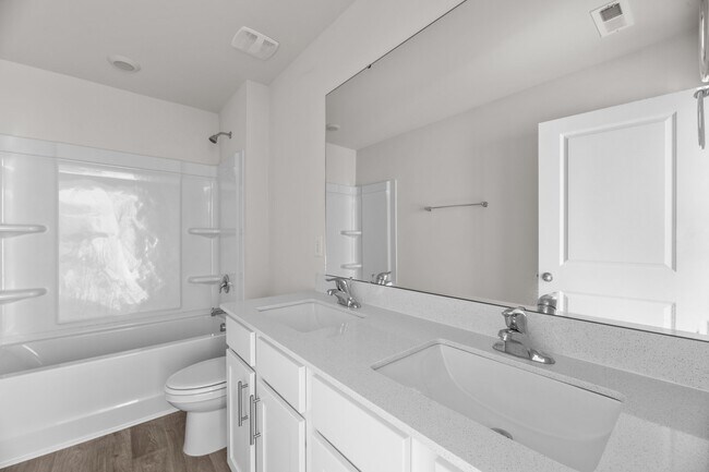 Building Photo - 4008 Madeline Farm Blvd