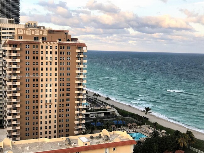 Building Photo - 1950 S Ocean Dr